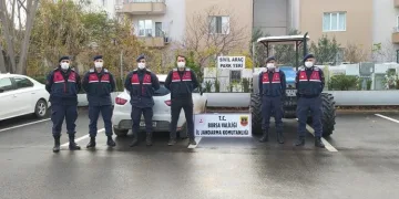 Bursa’da jandarma traktör hırsızlarını yakalandı