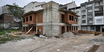 Elmasbahçeler Hizmet Binası yükseliyor