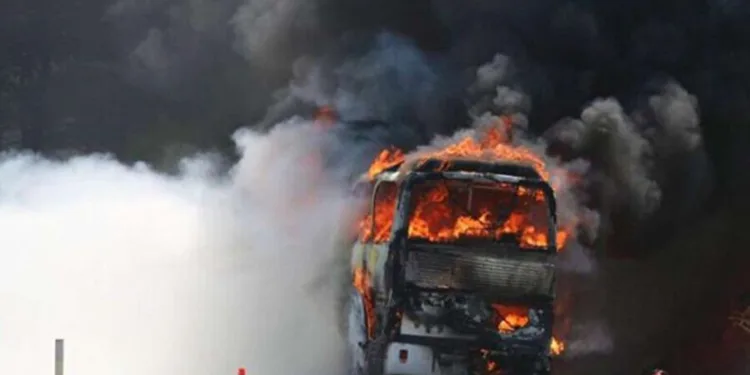 Bulgaristan’da otobüs faciası: 46 kişi yanarak öldü