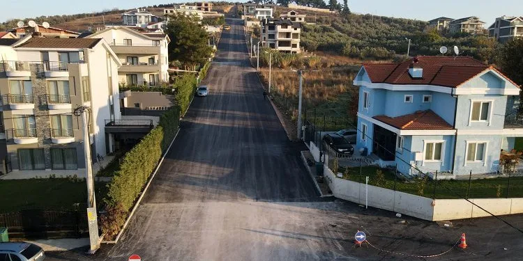 Osmangazi’de asfalt mesaisi sürüyor