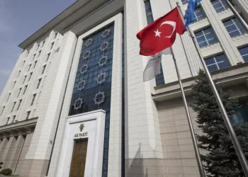 AK Parti’de sürpriz değişim! Görevi bırakıyor