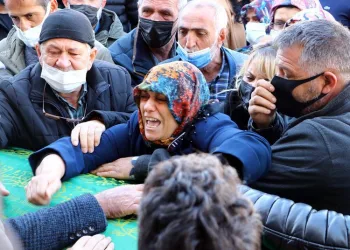 Vahşice katledilen Başak Cengiz son yolculuğuna uğurlandı