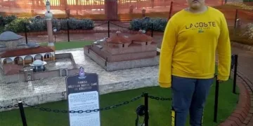 Okul bahçesi önünde akıma kapılarak öldü