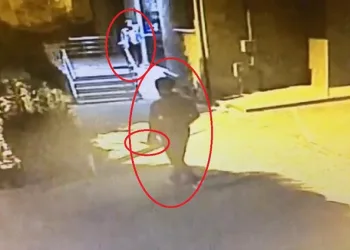 Bursa’da genç kızı takip eden Afgan sınır dışı edildi
