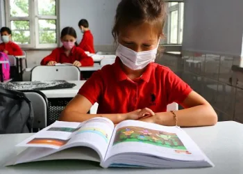 Okullar kapanabilir iddiasına Bakan Koca’dan açıklama