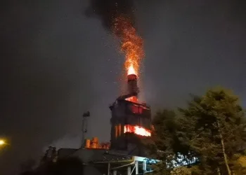 Bursa’da talaş silolarında korkutan yangın!