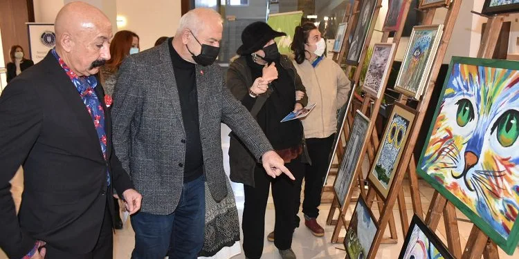 Bursa’da özel ressamlardan anlamlı sergi