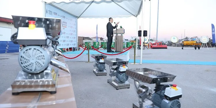 Bursa Büyükşehir’den tarımda makineleşmeye destek