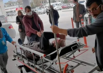 Bursa’da çatıdan düşen adam ağır yaralandı