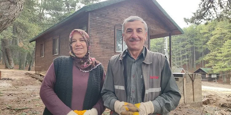 Bursa’da hayırsever çift kendi imkanlarıyla cami inşa ediyor