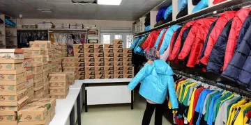 Yıldırım Belediyesi’nden 500 çocuğa kışlık kıyafet desteği
