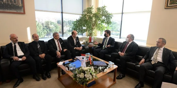 Macaristan’dan Bursalı yatırımcılara çağrı
