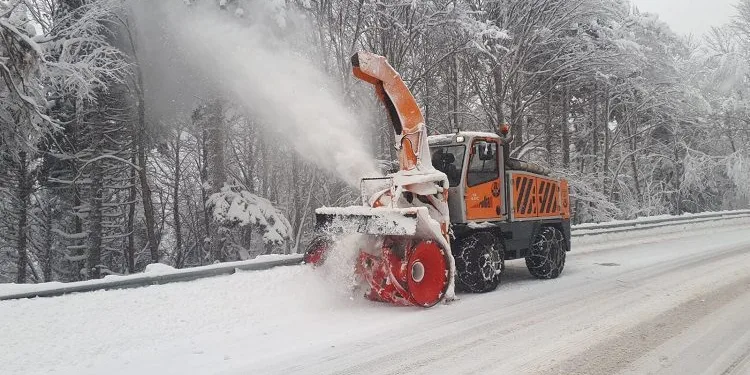 Uludağ’da kar kalınlığı 40 santimetreye ulaştı