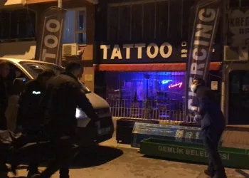 Bursa’da uykudaki karısını vurarak öldürdü