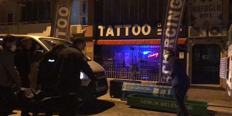 Bursa’da uykudaki karısını vurarak öldürdü