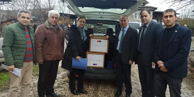 Bursa’da çocuklar oyun sandıklarına kavuştu