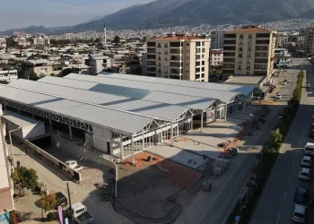Bursa Yıldırım Millet Mahallesi’ne modern pazar yeri