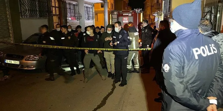 Bursa’da eşini çocuklarının gözü önünde öldürdü