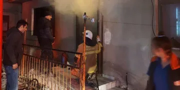Bursa’da bir kıvılcım evi yaktı