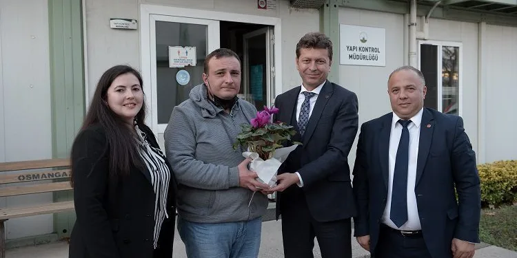 Osmangazi Belediyesi engelli personelini unutmadı