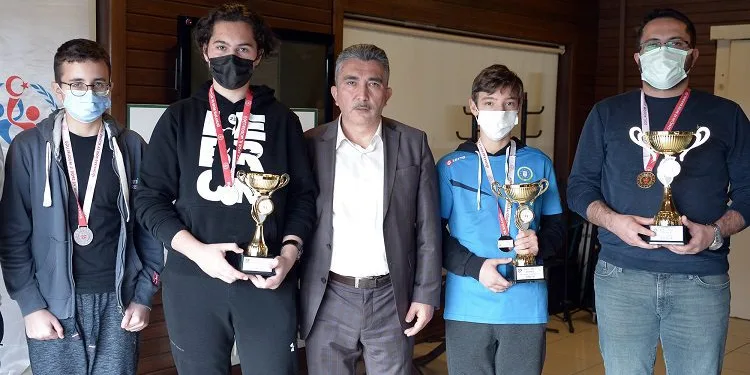 Osmangazi’de satranç ustaları belirlendi