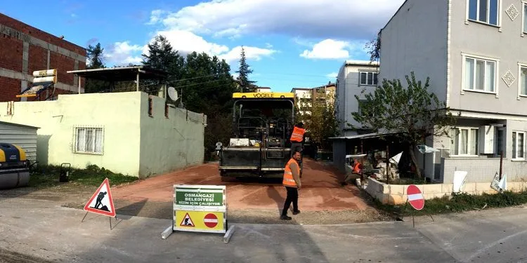 Yunuseli’de sokaklar sıcak asfaltla kaplandı