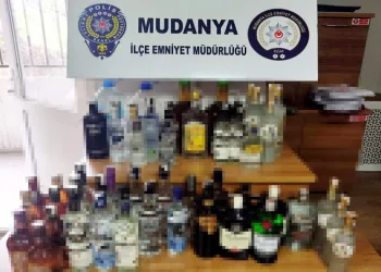 Bursa Mudanya’da sahte içki operasyonu