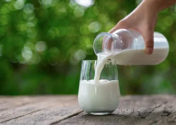 Üretici ve tüketici süt fiyatlarına tepkili