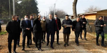 Bursa İnegöl’de arazi yollarında çalışmalar sürüyor