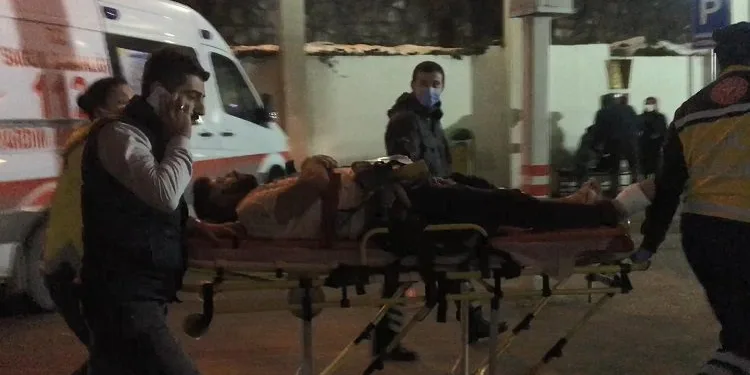 Bursa’da gece kulübünde silahlı kavga: 2 yaralı