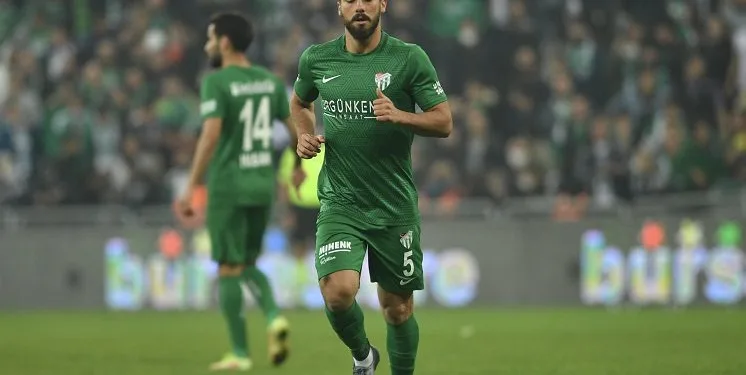Emirhan Aydoğan’ın sözleşmesi feshedildi