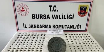 Bursa’da tarihi eserleri satmak isterken yakalandı