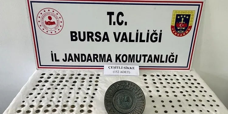 Bursa’da tarihi eserleri satmak isterken yakalandı