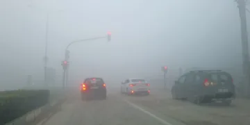 Bursa’da yoğun sis sürücülere zor anlar yaşattı