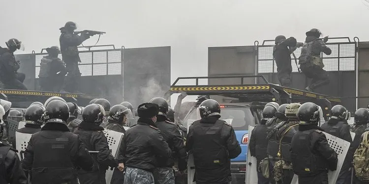 Kazakistan’daki protestolar büyüyor