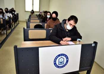 Bursa Yıldırım’dan öğrencilere YKS provası
