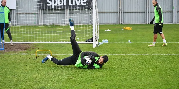 Bursaspor’da Erzurumspor maçı hazırlıkları sürüyor