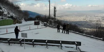Bursa’da aynı anda 2 mevsimi yaşadılar