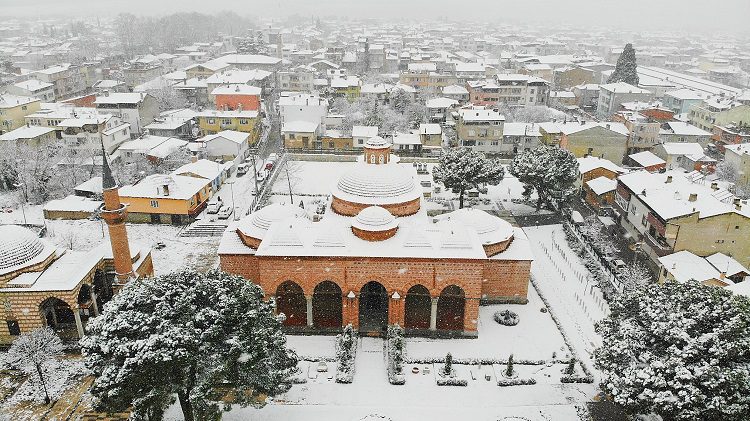 Bursa'da 2 bin yıllık antik kent karla kaplandı