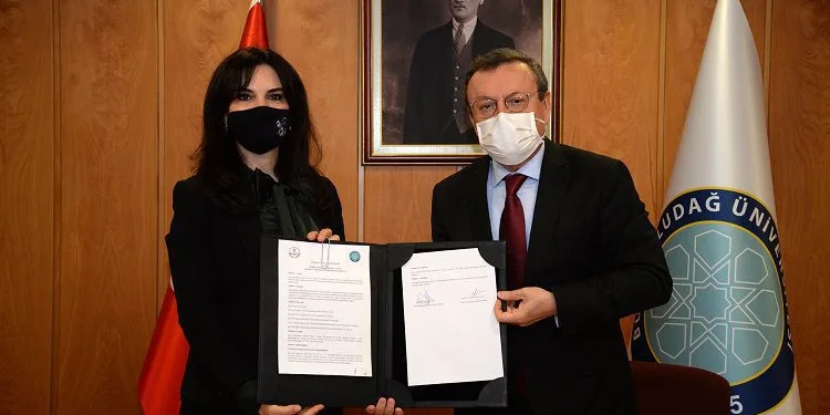 BUÜ’den Şükrü Şankaya Anadolu Lisesi’ne bilimsel destek