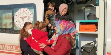 Bursa’da fare zehri 2 kardeşi hastanelik etti