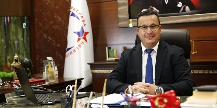Mustafakemalpaşa Belediye Başkanı koronavirüse yakalandı