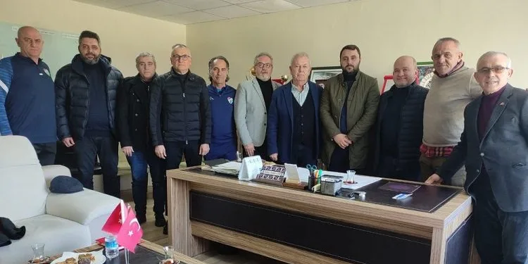 Bursaspor Divan Kurulu Vakıfköy’ü ziyaret etti