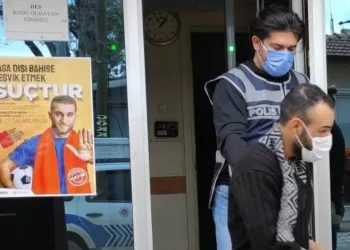 Bursa’da 8 evi soyan hırsıza suçüstü!