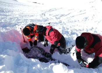 Uludağ’da JAK ekiplerinden çığ tatbikatı