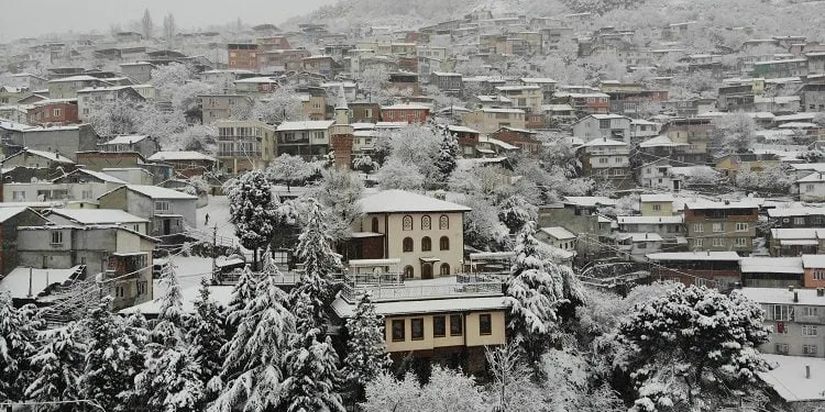 Bursa’da kartpostallık kar manzaraları