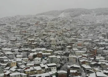 Bursa’da kartpostallık kar manzaraları