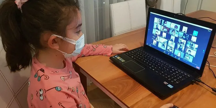 Matematiği internet üzerinden eğlenerek öğreniyorlar