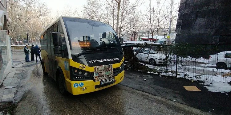Bursa’da otobüs şoförü bıçaklandı