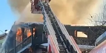 Bursa’da iki farklı mahallede çıkan yangınlar korkuttu